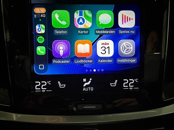 Volvo V60 Cross Country 27 of 29