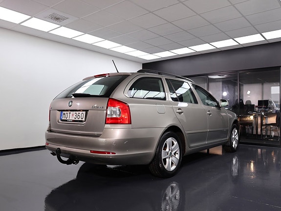 Skoda Octavia 9 of 30