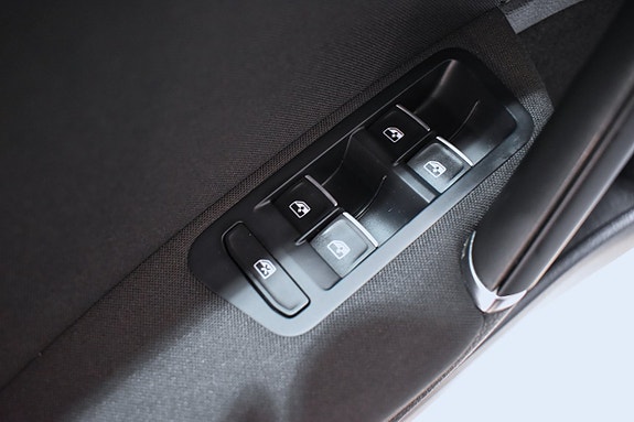 Volkswagen Golf I 17 of 21