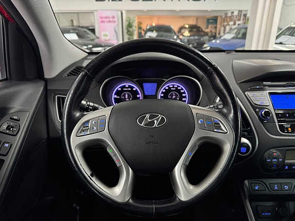 Hyundai ix35 8 of 25
