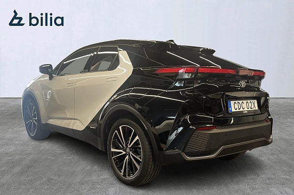 Toyota C-HR 4 of 18