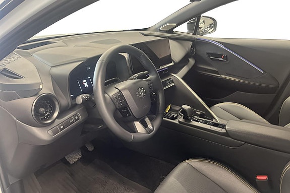 Toyota C-HR 10 of 18