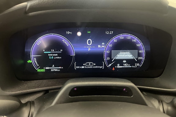Toyota C-HR 17 of 18