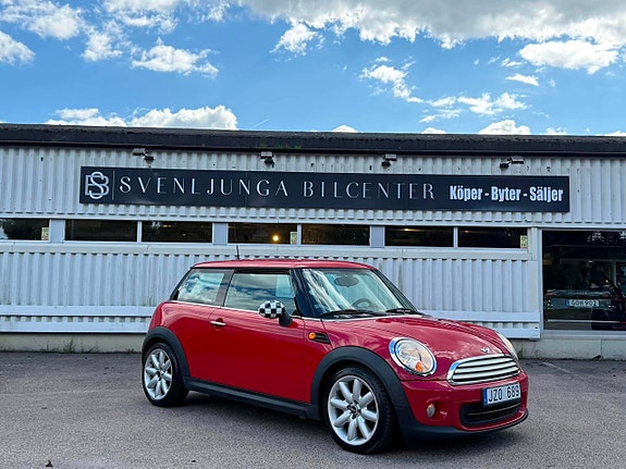 MINI One 2 of 20