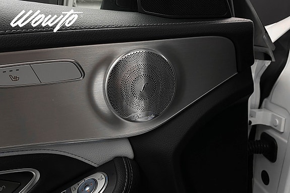 Mercedes-Benz C63 10 of 21