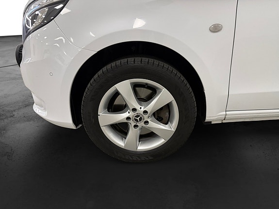 Mercedes-Benz Vito 119 16 of 17