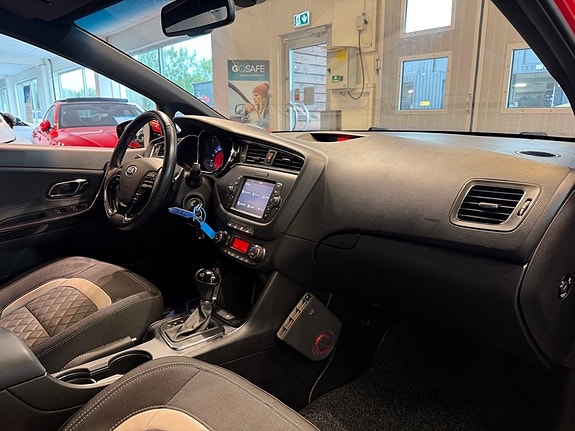 Kia Ceed 8 of 25