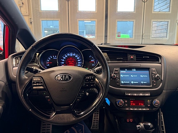Kia Ceed 7 of 25