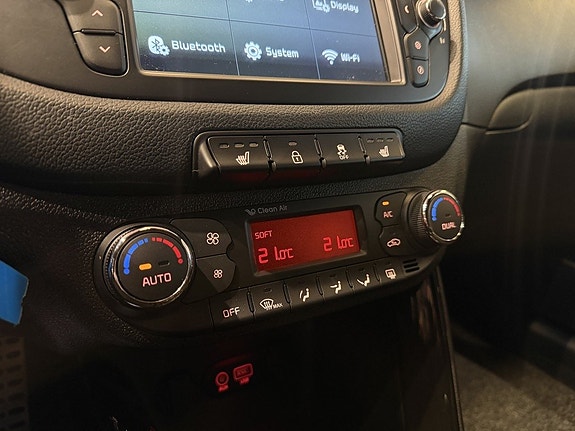 Kia Ceed 14 of 25