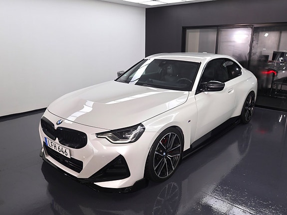 BMW M240i 4 of 30