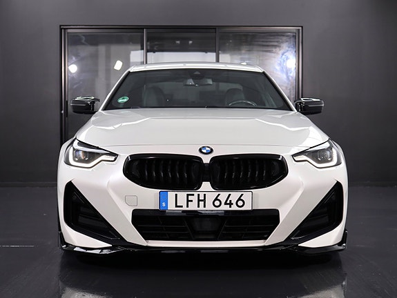 BMW M240i 14 of 30