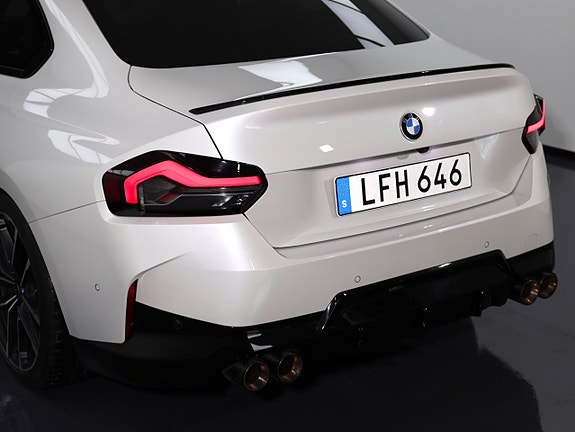 BMW M240i 11 of 30