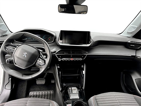 Peugeot e-208 6 of 17