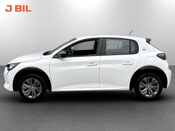 Peugeot e-208 15 of 17