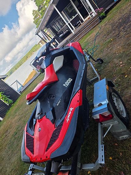 Sea-doo spark 2017 2-up 4 of 11