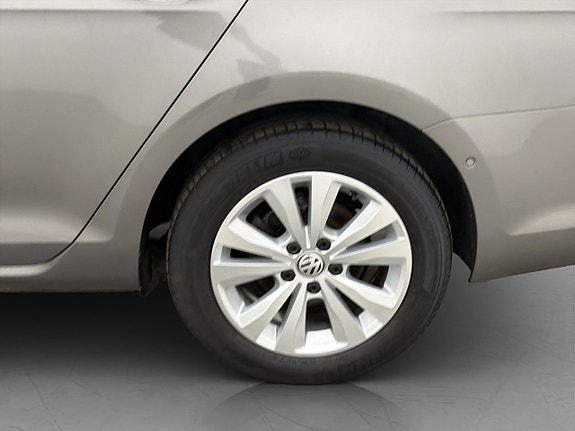 Volkswagen Golf I 27 of 29
