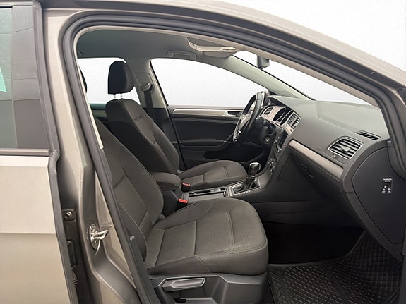 Volkswagen Golf I 21 of 29