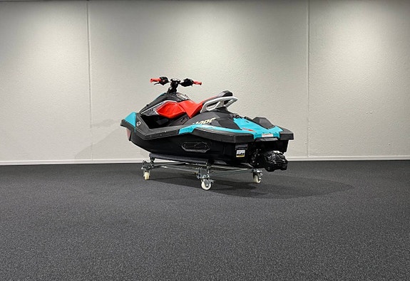 Sea-Doo Spark Trixx 2017 – 131 timmar 5 of 9