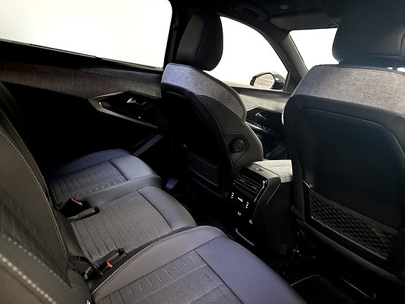 Peugeot 5008 13 of 16