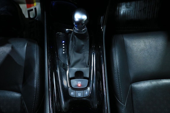 Toyota C-HR 23 of 29