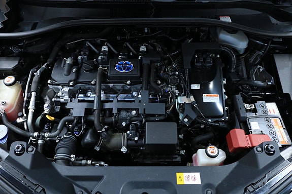Toyota C-HR 29 of 29
