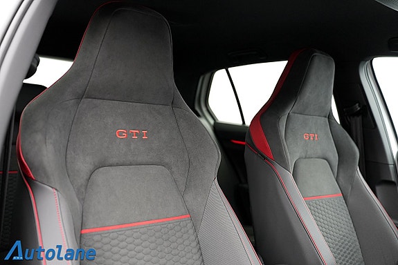 Volkswagen Golf I 17 of 30