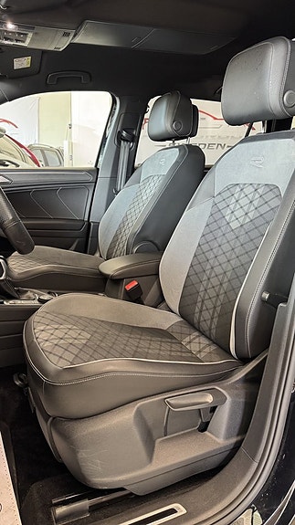 Volkswagen Tiguan Allspace 10 of 14