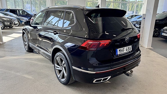 Volkswagen Tiguan Allspace 4 of 14