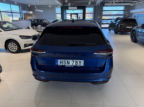 Skoda Superb 3 of 16