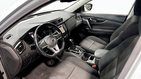 Nissan X-Trail 7 of 9