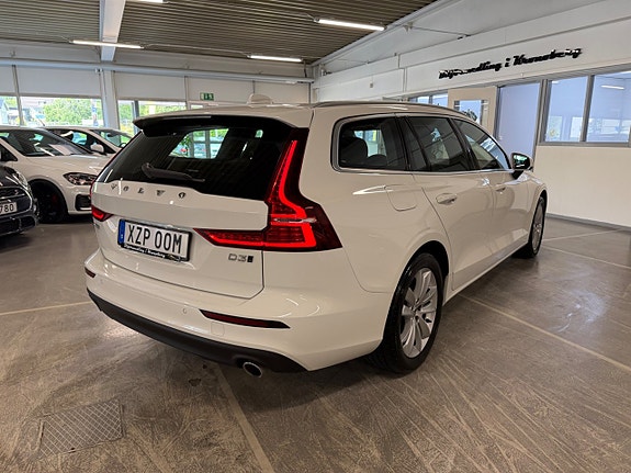 Volvo V60 3 of 20