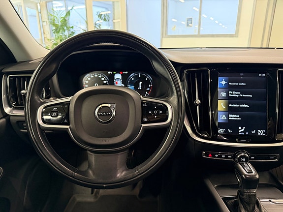 Volvo V60 11 of 20