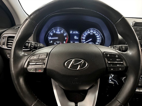 Hyundai i30 7 of 15