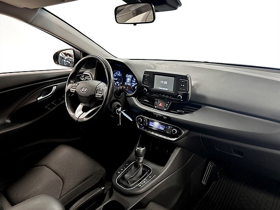 Hyundai i30 11 of 15