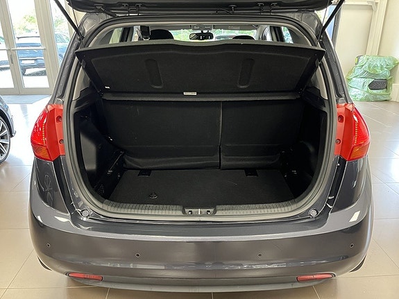 Kia Venga 5 of 15