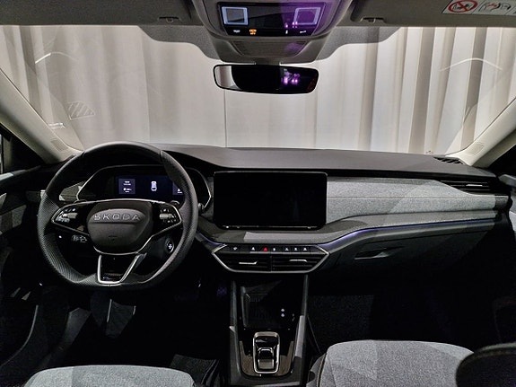 Skoda Octavia 5 of 18