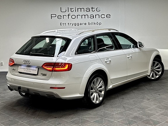 Audi A4 allroad 2 of 16