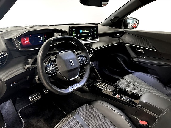Peugeot 2008 4 of 17