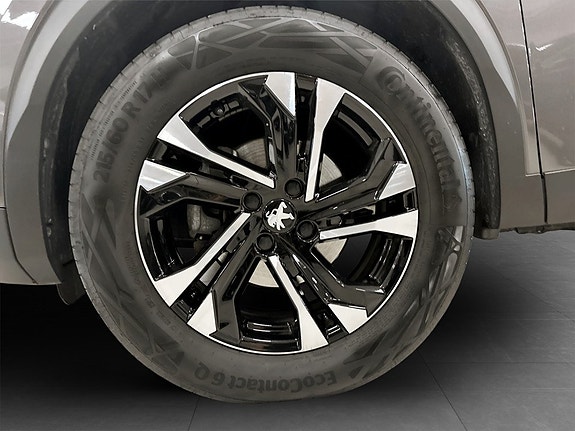 Peugeot 2008 16 of 17
