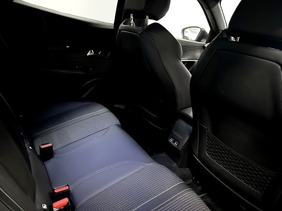 Peugeot 2008 14 of 17