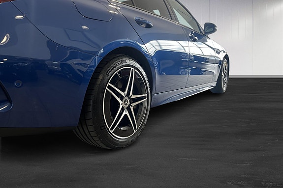 Mercedes-Benz C300 e 5 of 11