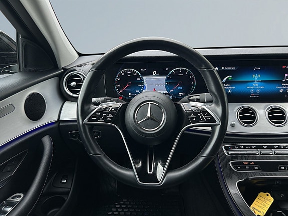 Mercedes-Benz E300 de 9 of 26