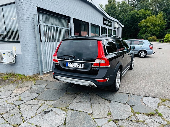 Volvo XC70 3 of 30
