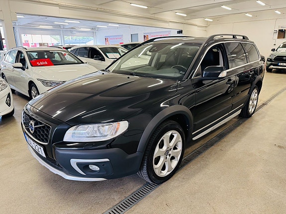 Volvo XC70 14 of 30