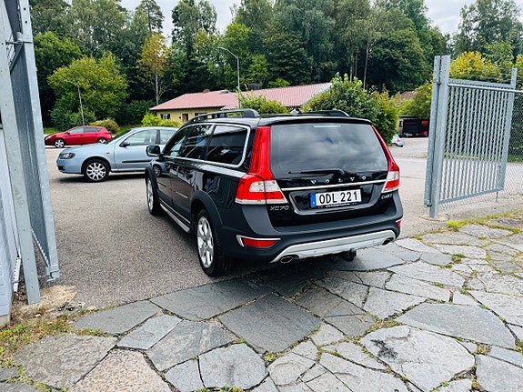 Volvo XC70 4 of 30