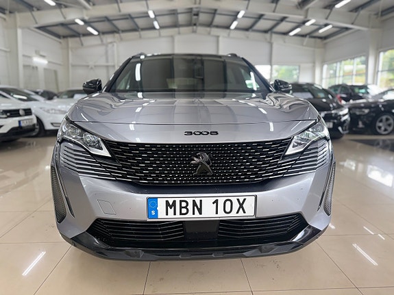 Peugeot 3008 2 of 13