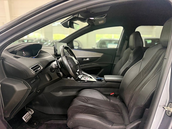Peugeot 3008 8 of 13