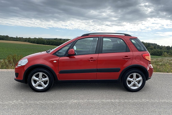 Suzuki SX4 2 of 18