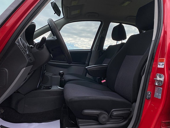 Suzuki SX4 14 of 18
