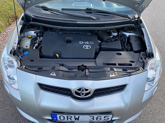 Toyota Auris 18 of 18